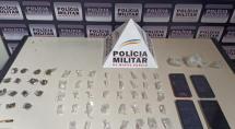 PM cumpre mandados em casa de suspeito de tráfico em Betim