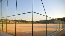 Campo de futebol do Petrovale recebe iluminação