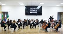 Orquestra Jovem Ramacrisna completa 17 anos com histórias de superação e amor à música