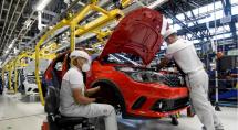 Fiat volta a dar férias 