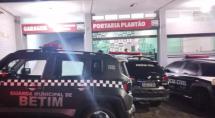 Preso em flagrante após ser acusado de agredir a ex-mulher em creche em Betim