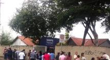 Primeiro dia de vacinação contra H1N1 lota postos de saúde