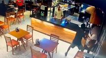 Mulher leva soco de ex-namorado na padaria onde trabalha, em Betim