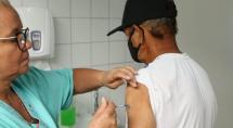 Betim inicia vacinação contra a influenza e amplia vacinação bivalente contra a covid-19
