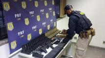 PRF apreende 35 pistolas, dois fuzis e dois revólveres na BR-381 em Betim
