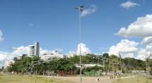 Natal-luz de Betim chega às praças da cidade na próxima terça (6)
