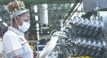 Fiat confirma 10 dias de férias para 1,9 mil trabalhadores na fábrica de Betim