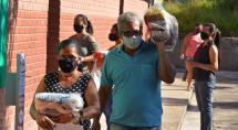 Kit alimentação começa a ser entregue nas escolas da regional Alterosas