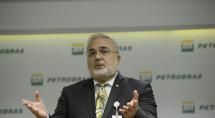 Presidente da Petrobras diz que pode reduzir preço da gasolina