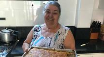Aos 76 anos, betinense grava vídeos com receitas e faz sucesso na internet