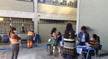 Kits alimentação começam a ser distribuídos nas escolas das regionais Citrolândia, Icaivera, Petrovale, e Vianópolis, nesta quinta-feira (20)