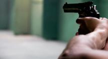 Mulher é baleada dentro de casa por vizinho após discussão